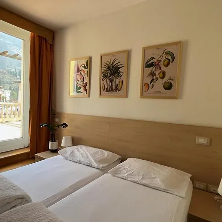 Baia Azzurra 1 Apartment Torbole Sul Garda